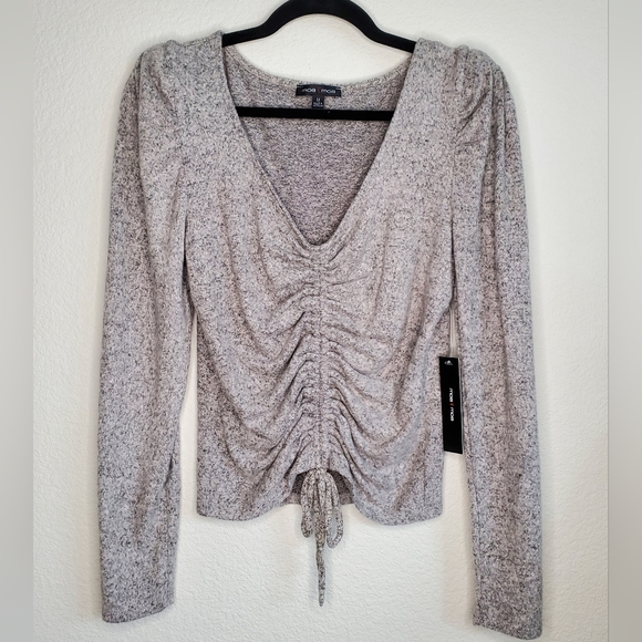 Moa Moa Gray Ruched Top - Picture 3 of 9